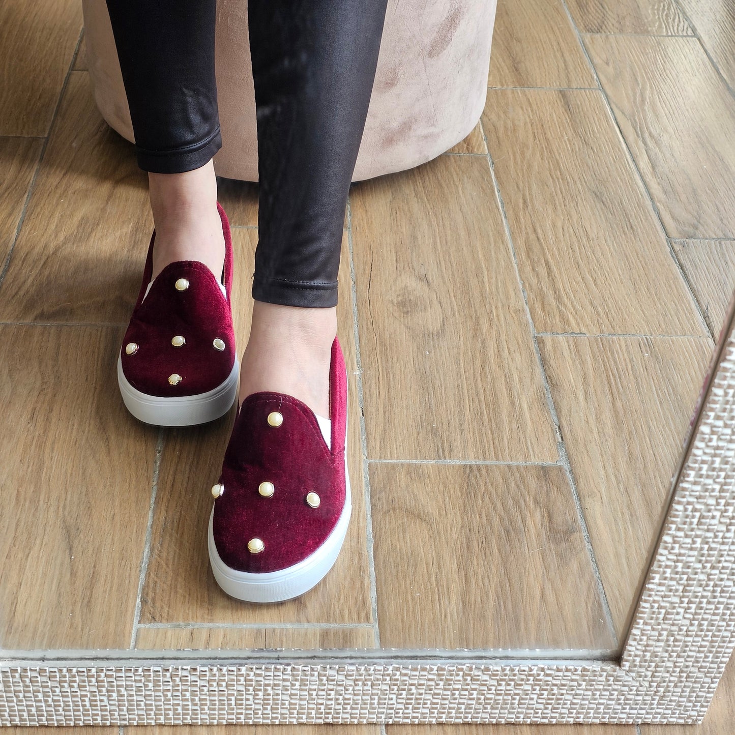 Tenis LULU con Perlas de Moda Urbana