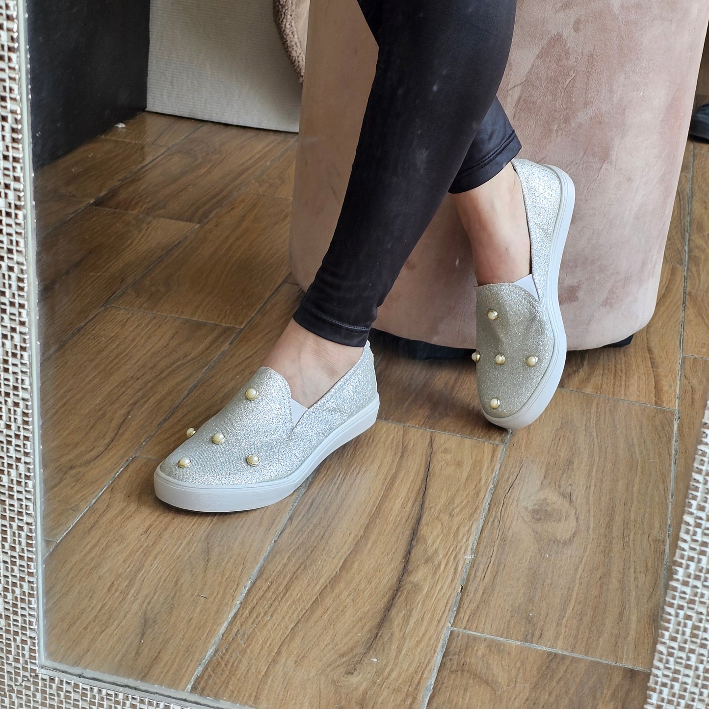 Tenis LULU con Perlas de Moda Urbana