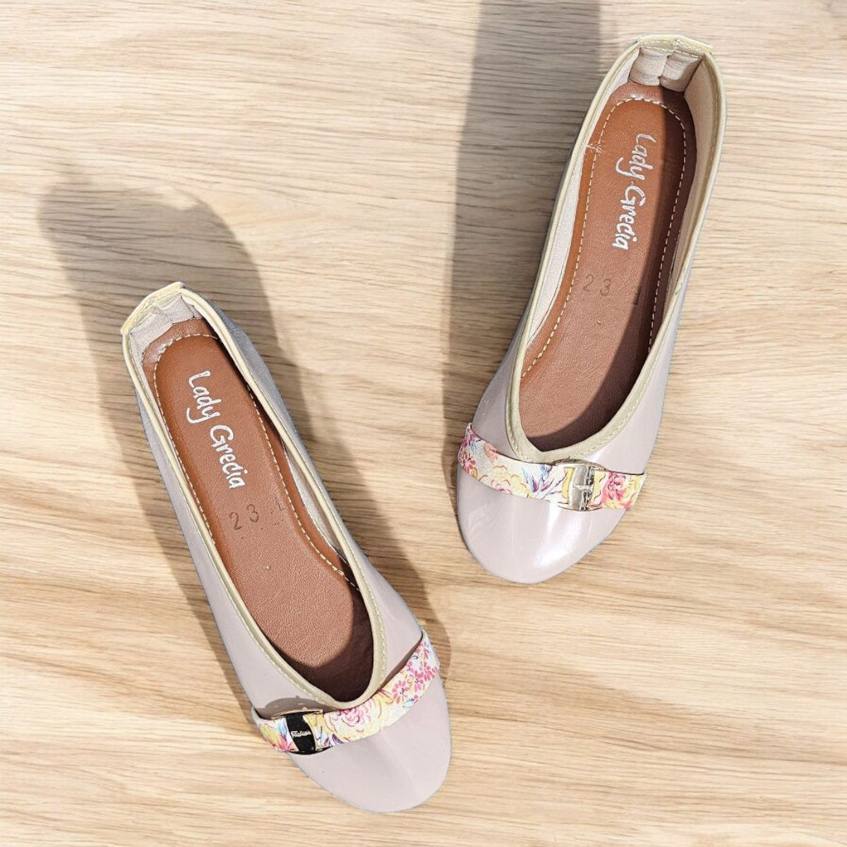 Balerina LADY GRECIA 03 Flats de Charol con Cinta