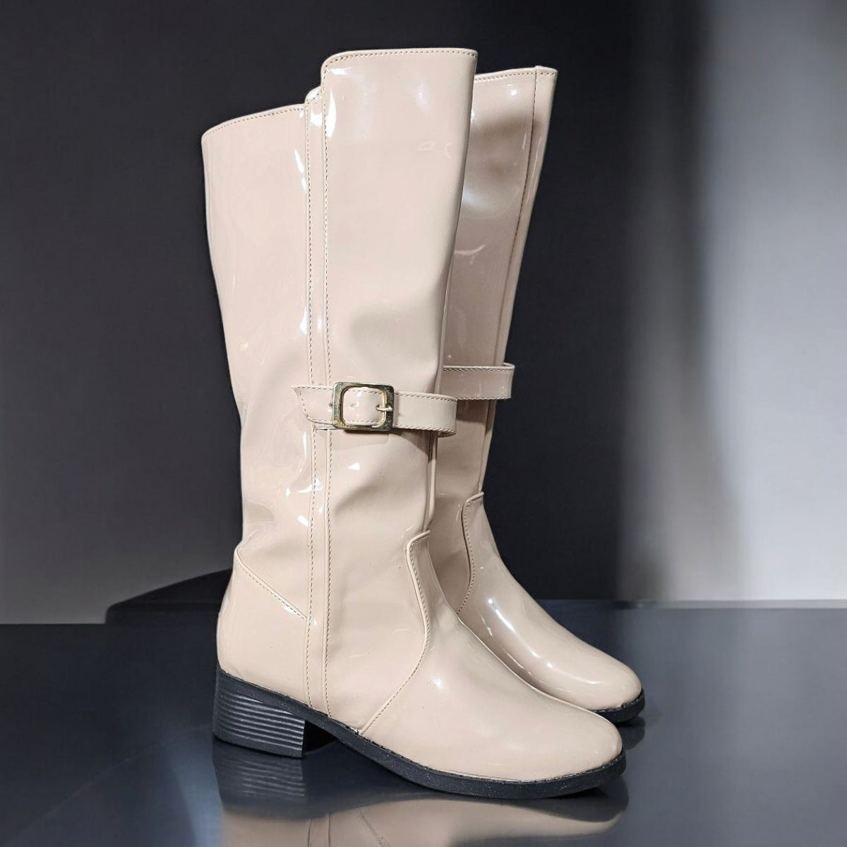 Bota Alta FINA Est. 300 Charol