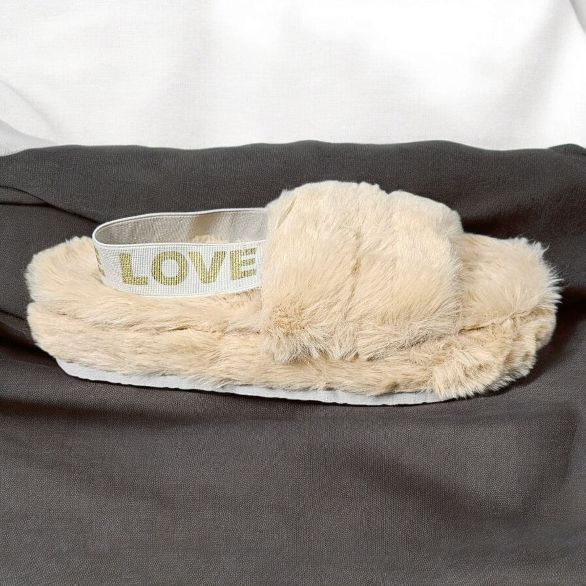 Pantuflas KOKORO Peluche Modernas y Confort Lisas