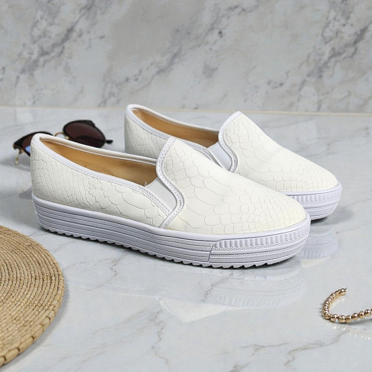 Tenis A&A Est. 3700 Snikers Slide in