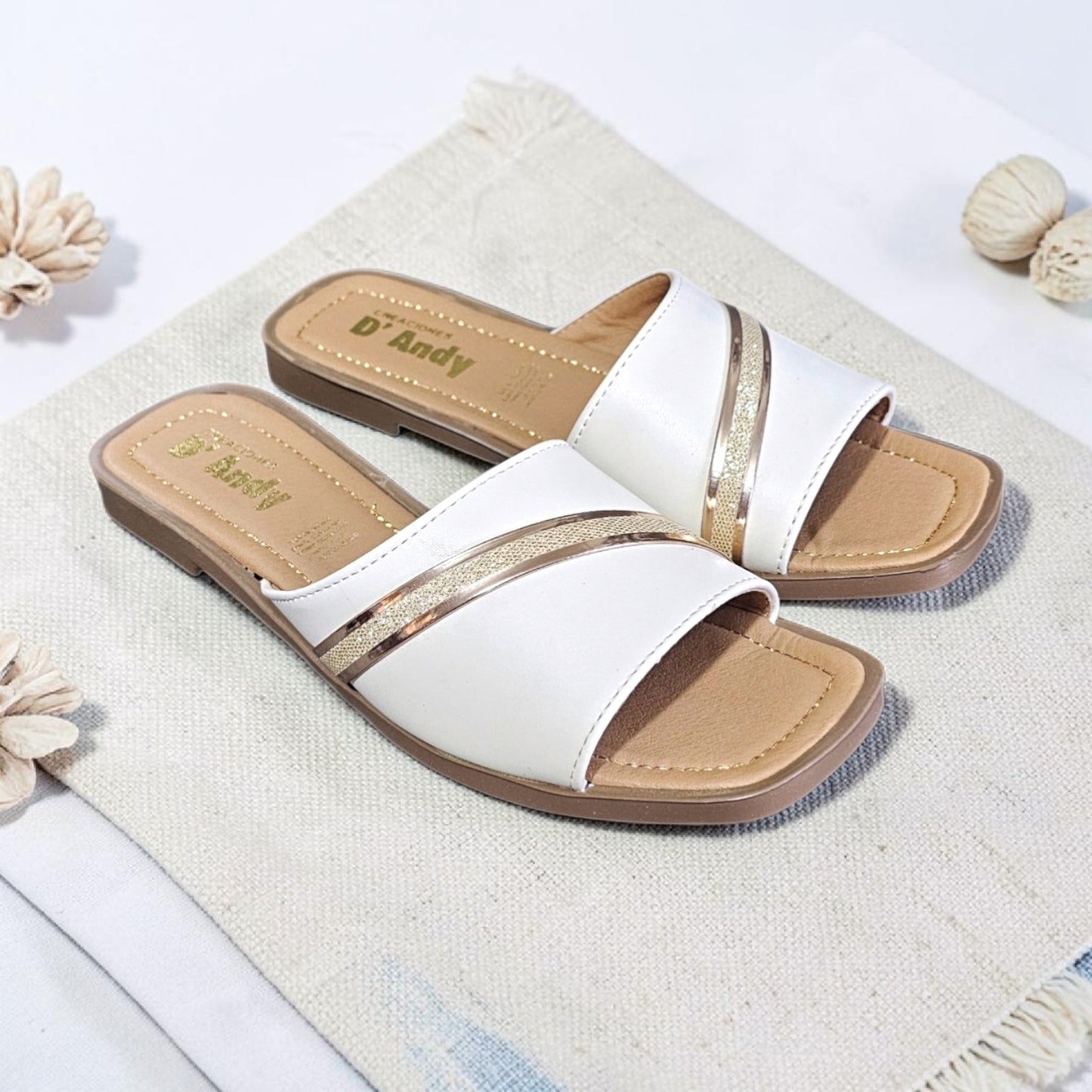Sandalia Andy Est. 450 Slide in Brillos