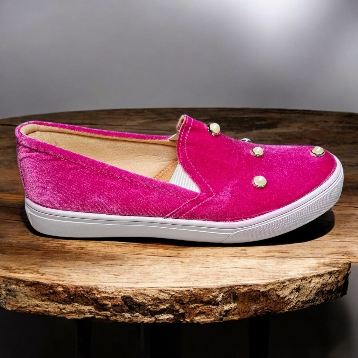 Tenis LULU con Perlas de Moda Urbana