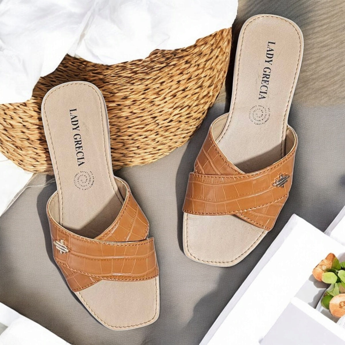 Sandalia LADY GRECIA 01 Suela Plana y Cruce