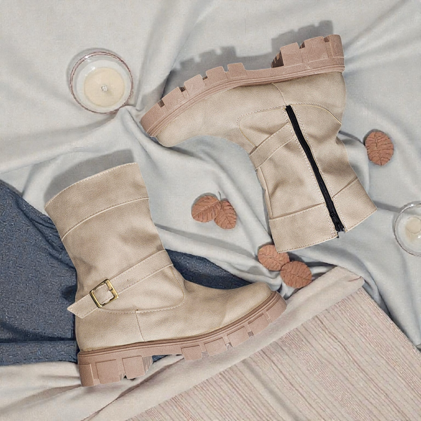Botin ANDY 220 y 225 Adorno Lateral