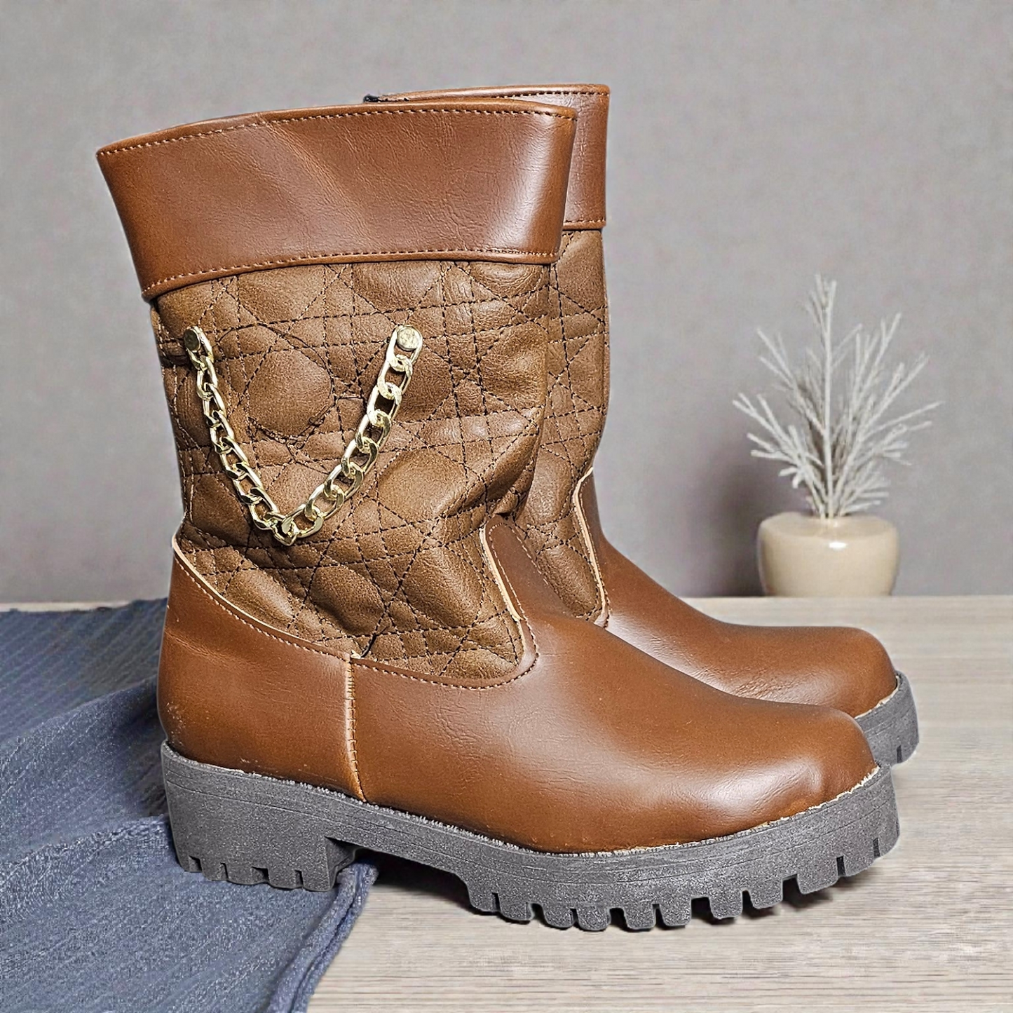 Botin ANDY 220 y 225 Adorno Lateral